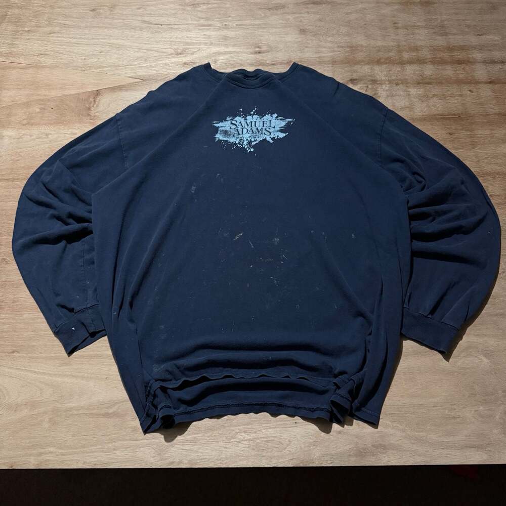 Vintage Samuel Adams Apres Ski Team Hanes Heavyweight Distressed Shirt